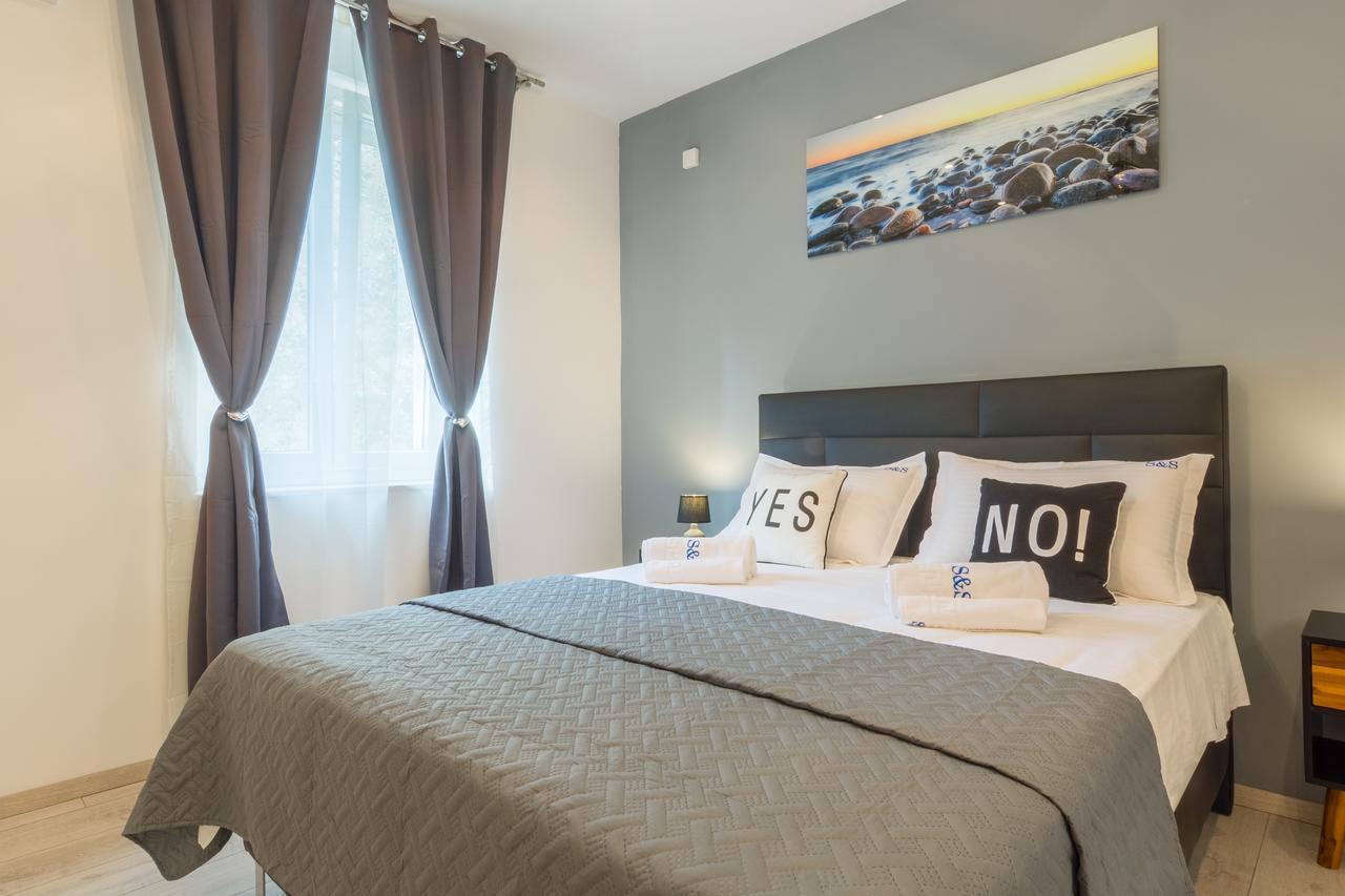 Rooms Sea & Sun With Private Parking Zadar Buitenkant foto
