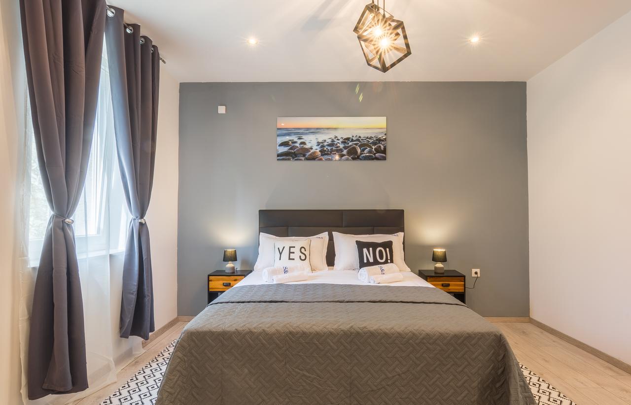 Rooms Sea & Sun With Private Parking Zadar Buitenkant foto