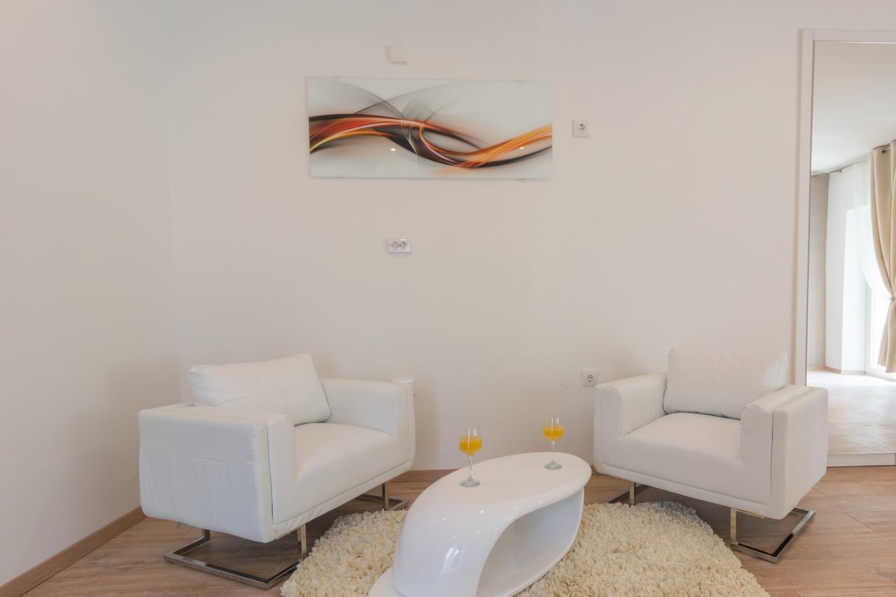 Rooms Sea & Sun With Private Parking Zadar Buitenkant foto